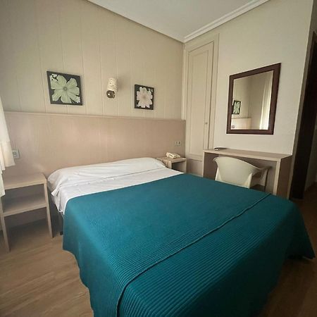 Venta de Baños Hotel La Basilica מראה חיצוני תמונה