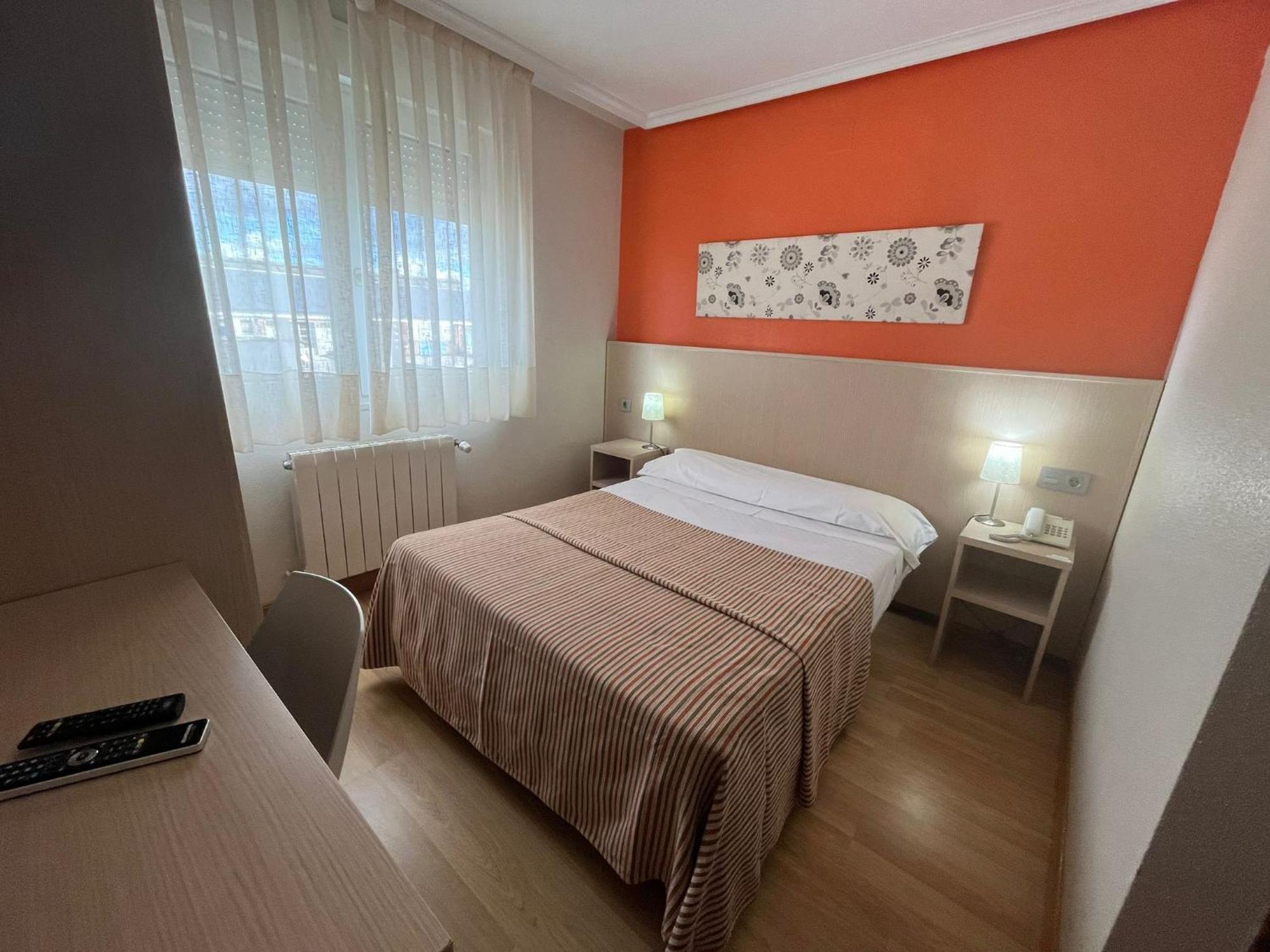 Venta de Baños Hotel La Basilica מראה חיצוני תמונה