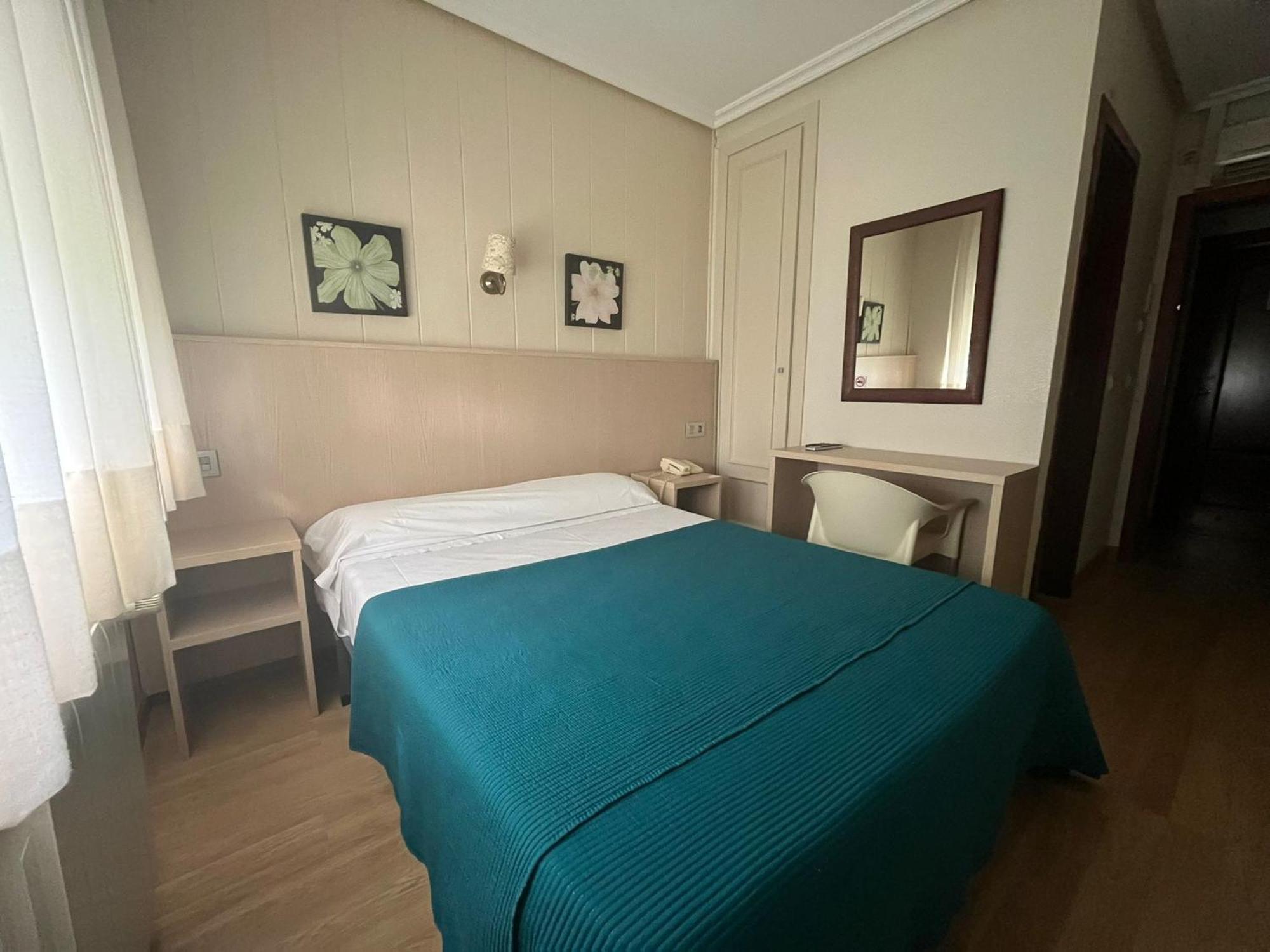 Venta de Baños Hotel La Basilica מראה חיצוני תמונה